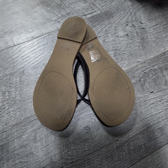 Tory Burch Terra Thong Flip-Flop Size 6. - Picture 2 of 5